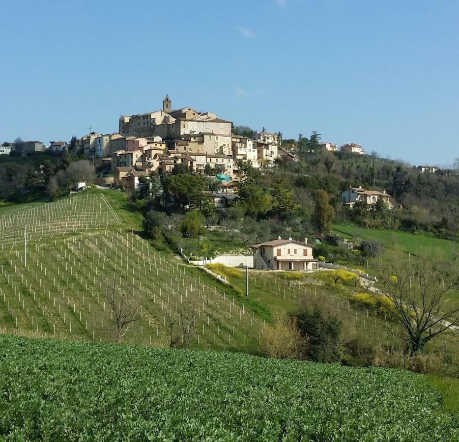 B&B L' Antica Fonte Spinetoli Exterior foto