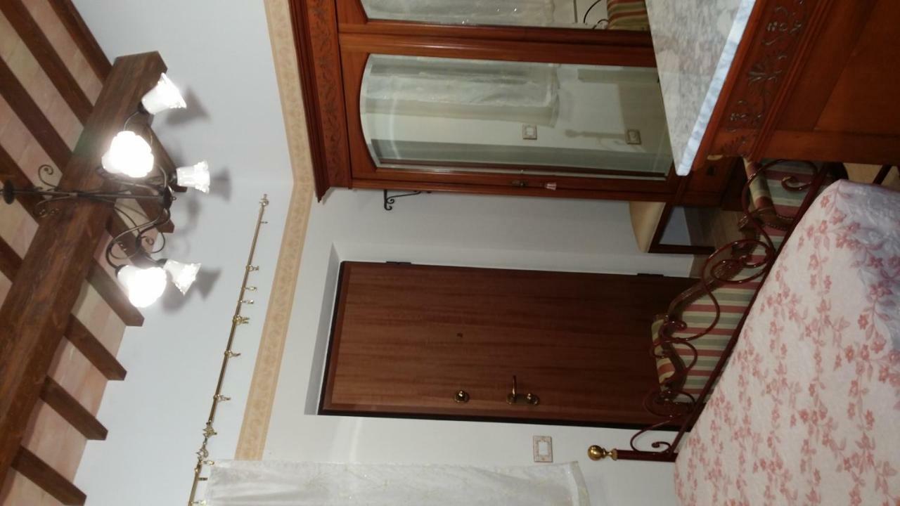 B&B L' Antica Fonte Spinetoli Exterior foto
